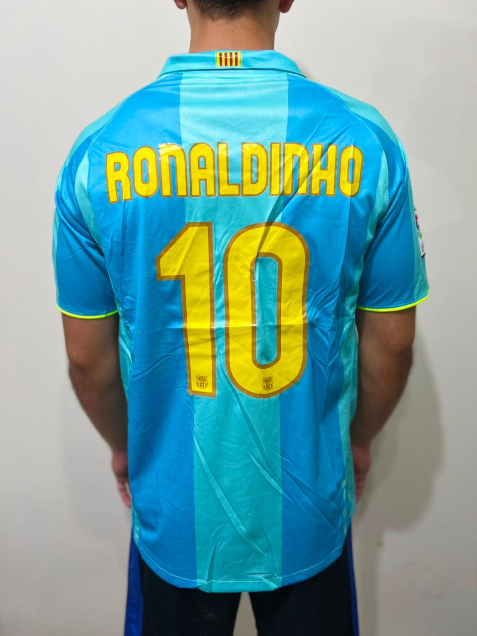 Camisa Retrô Barcelona (Ronaldinho Gaúcho) - Nova - outro ângulo
